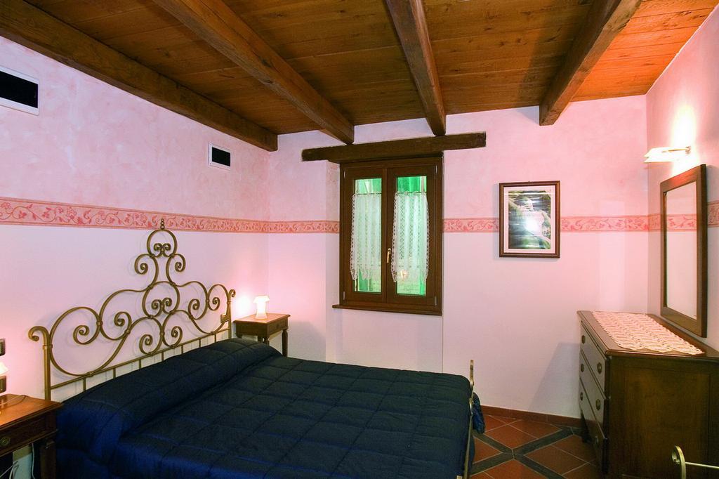 B&B La Torretta Sul Borgo Гроттамаре Номер фото