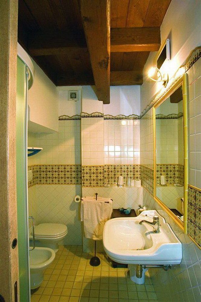 B&B La Torretta Sul Borgo Гроттамаре Экстерьер фото